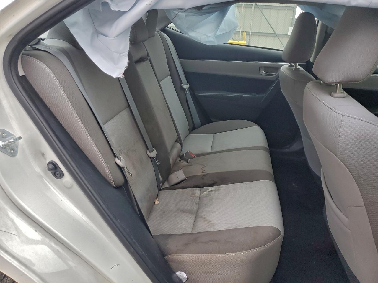 2017 TOYOTA COROLLA LE photo 10