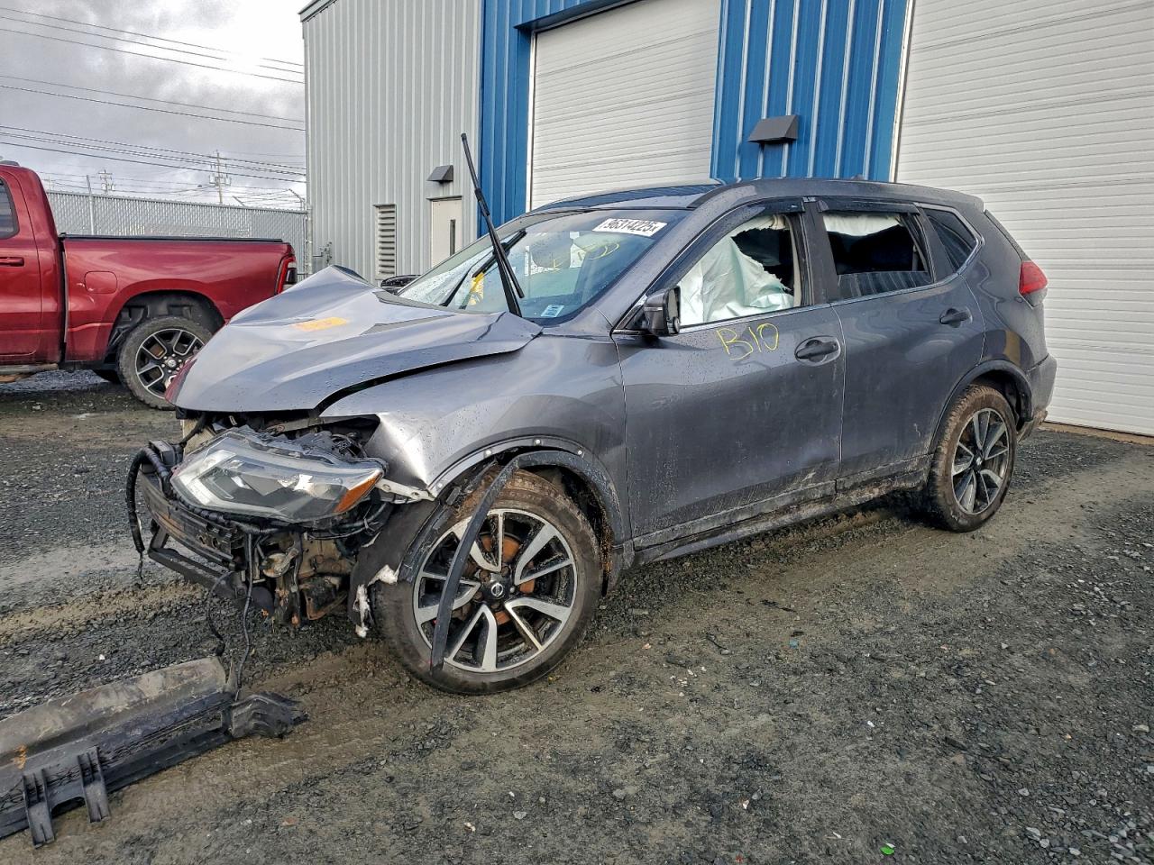 2017 NISSAN ROGUE