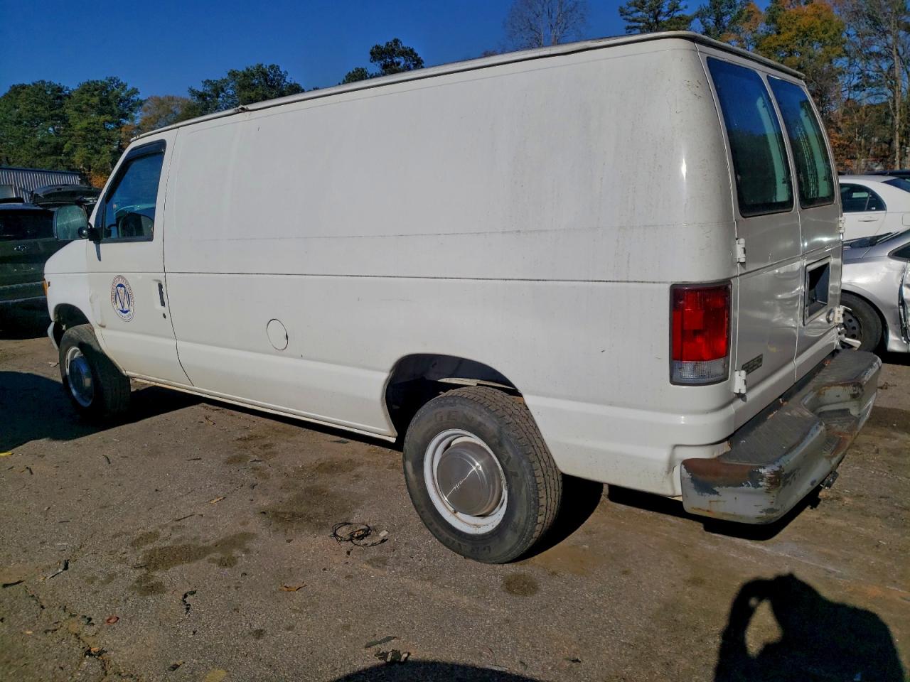 2000 FORD E250 DELIVERY VAN photo 2
