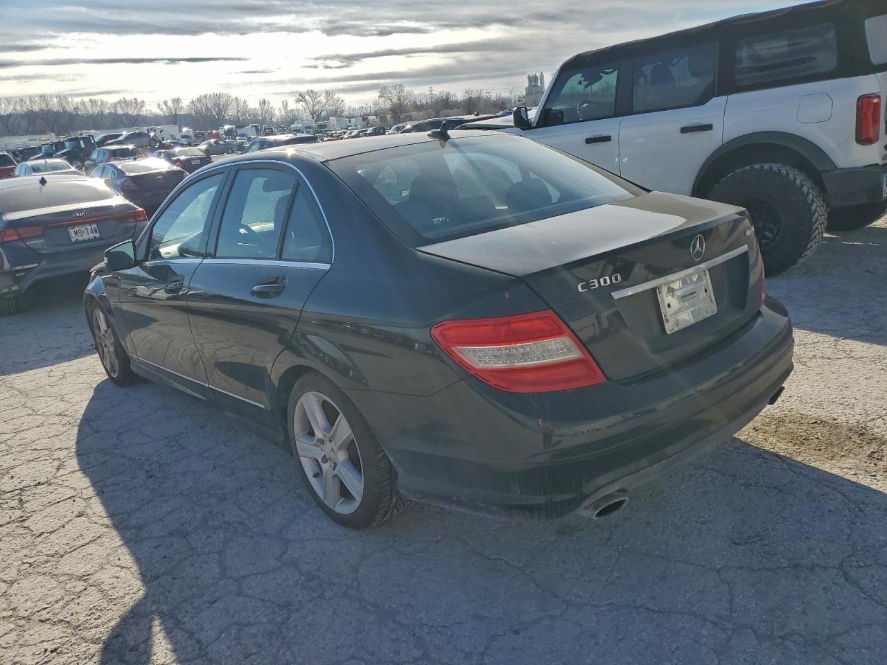 2010 MERCEDES-BENZ C 300 4MATIC photo 2