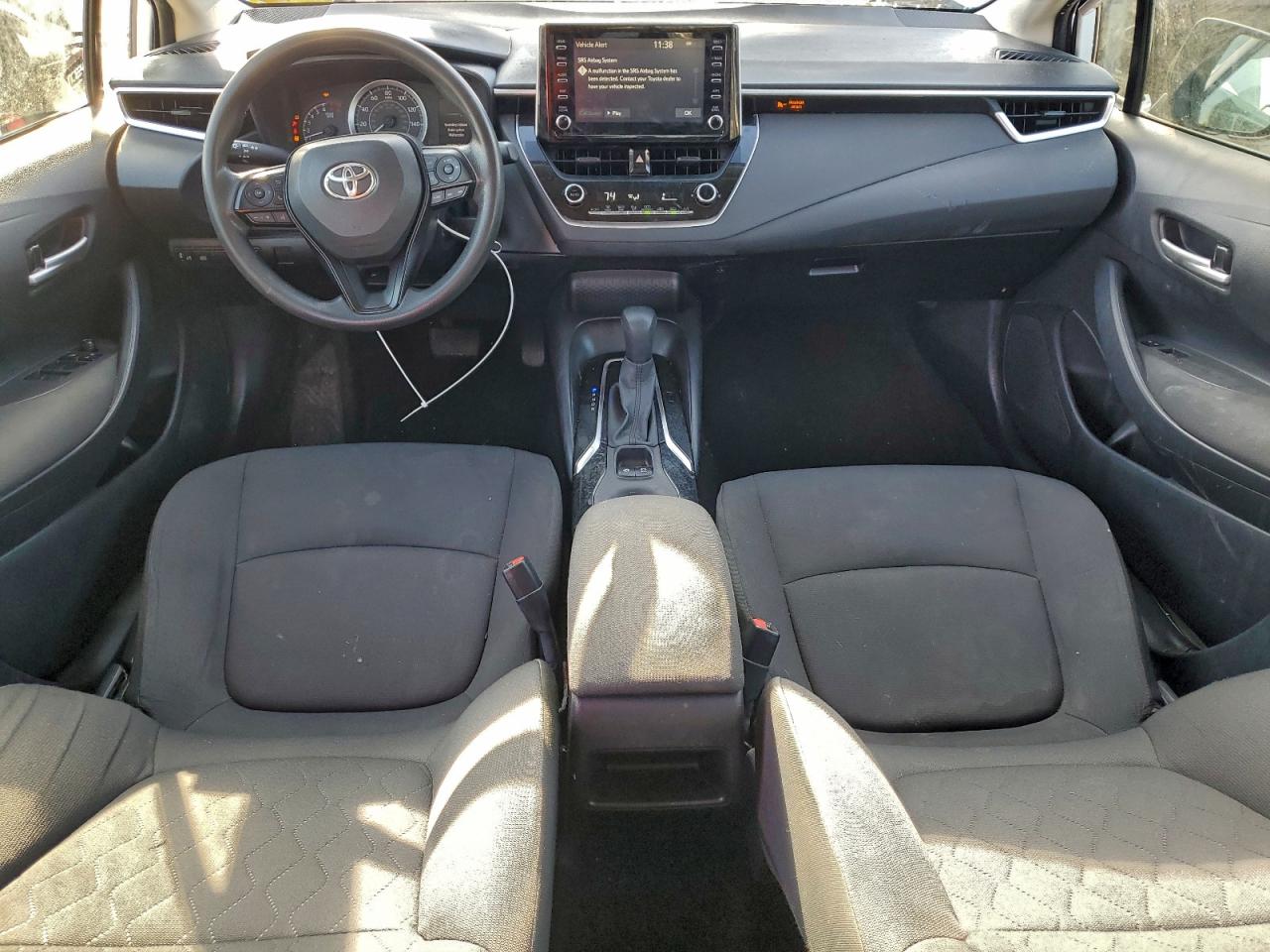 2020 TOYOTA COROLLA LE photo 8