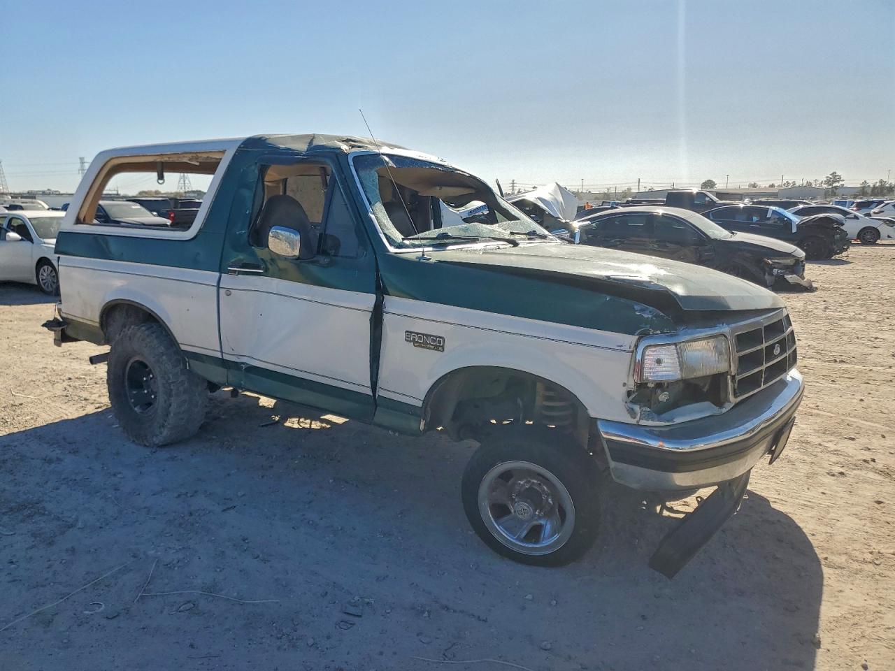 1992 FORD BRONCO U100 photo 4
