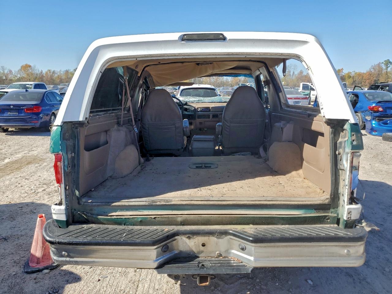 1992 FORD BRONCO U100 photo 6