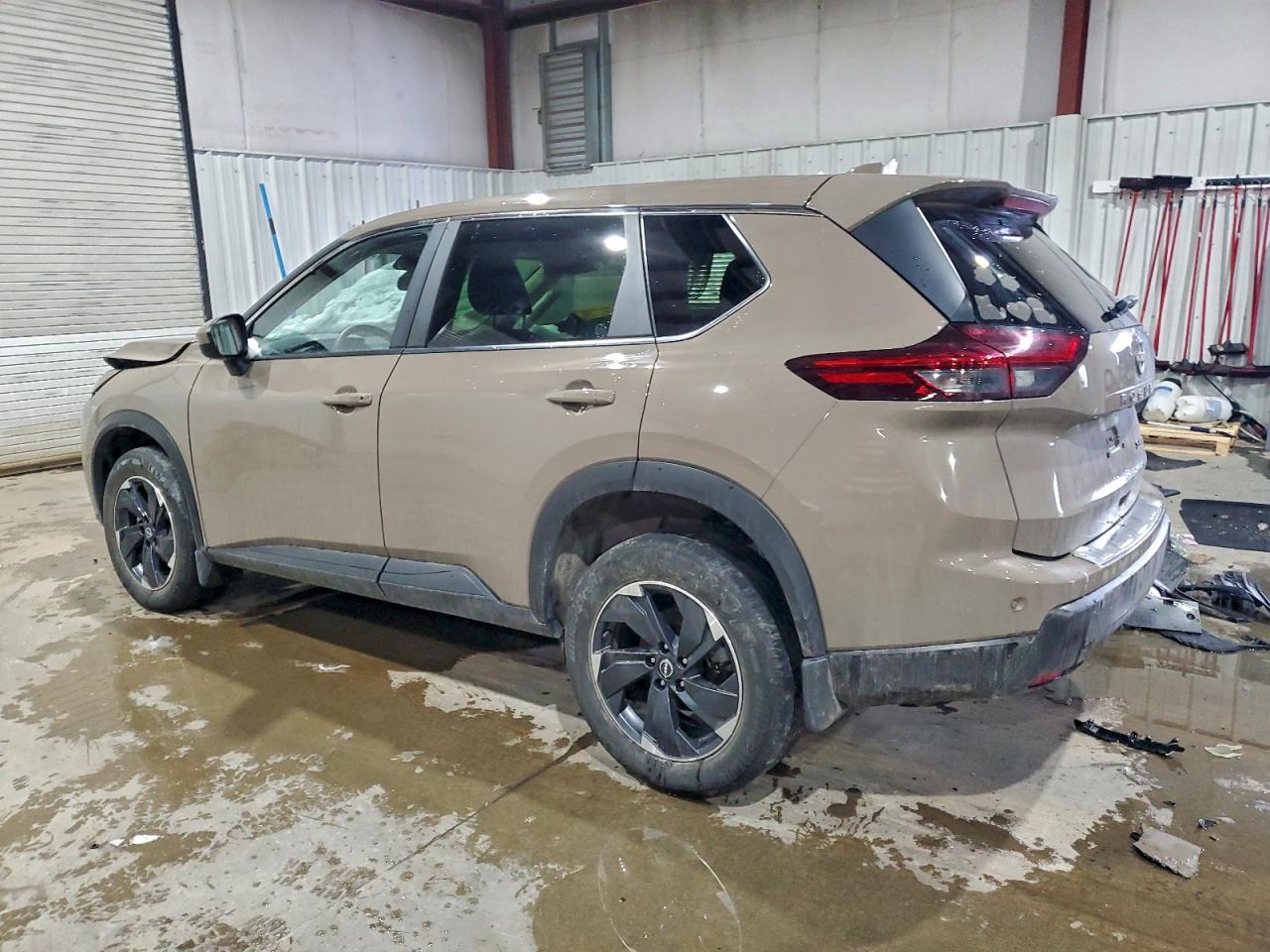 2024 NISSAN ROGUE SV photo 2