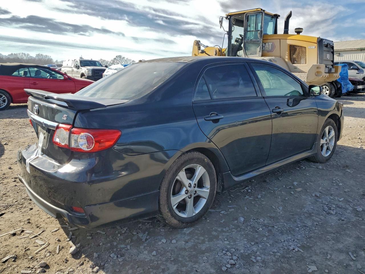 2011 TOYOTA COROLLA BASE photo 3