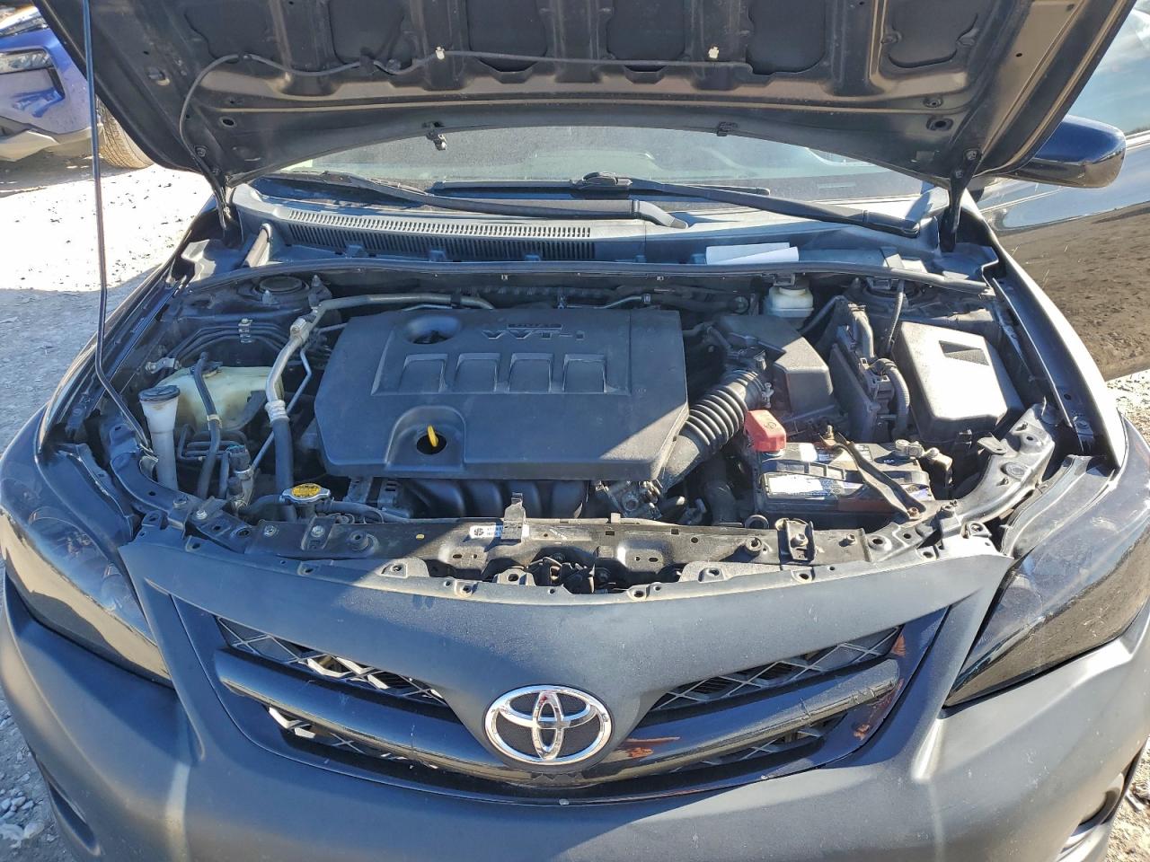 2011 TOYOTA COROLLA BASE photo 11