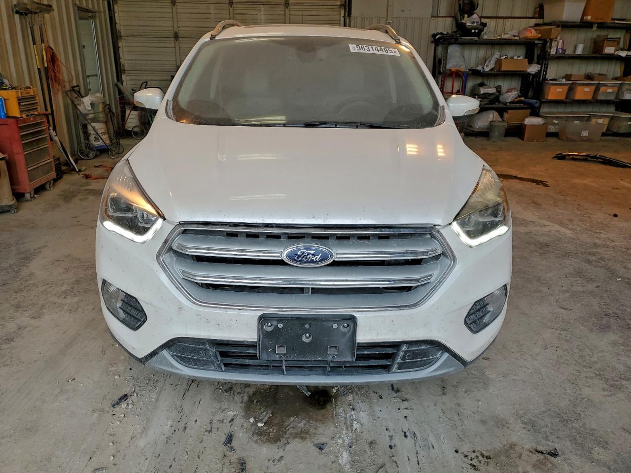 2018 FORD ESCAPE TITANIUM photo 5