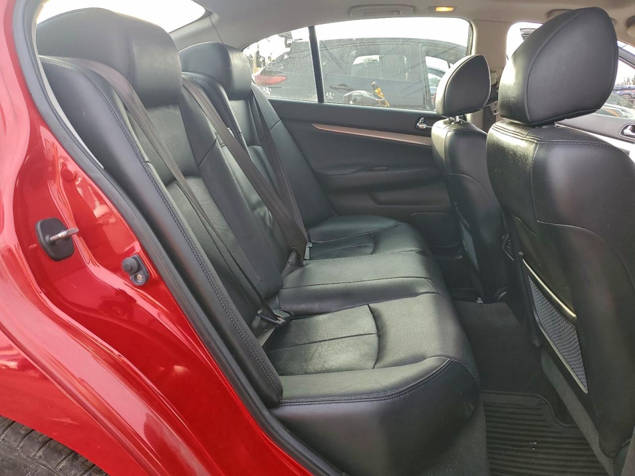 2013 INFINITI G37 BASE photo 10