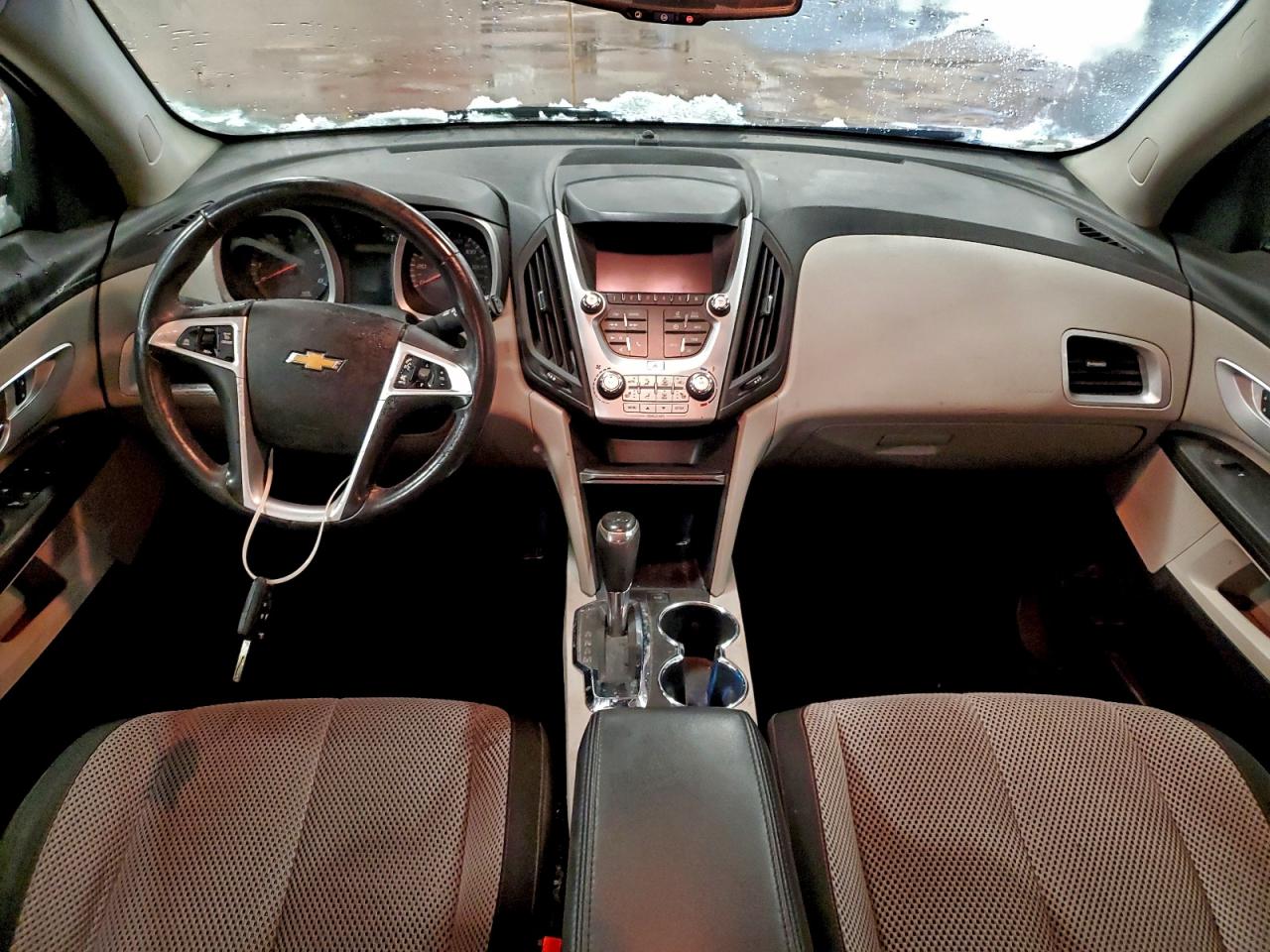 2017 CHEVROLET EQUINOX LT photo 8
