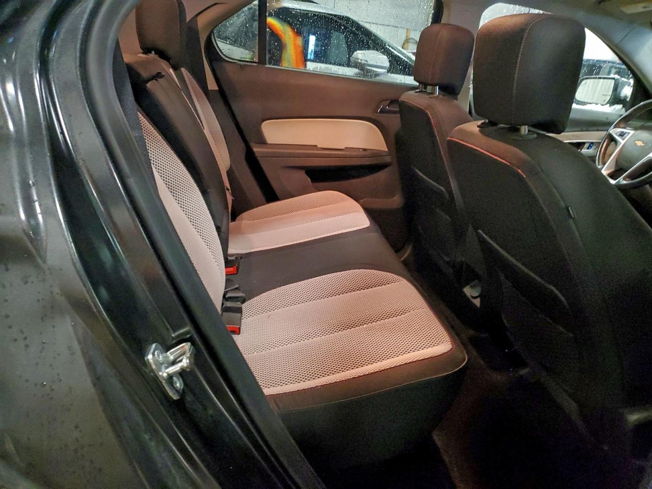 2017 CHEVROLET EQUINOX LT photo 11