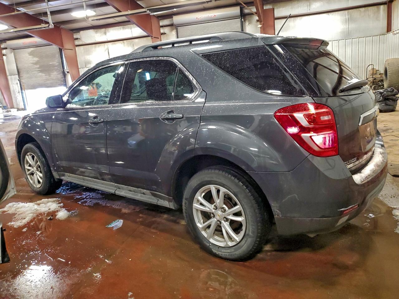 2017 CHEVROLET EQUINOX LT photo 2