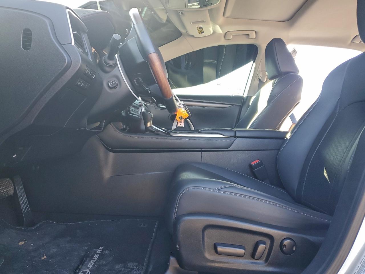2022 LEXUS RX 450H photo 7