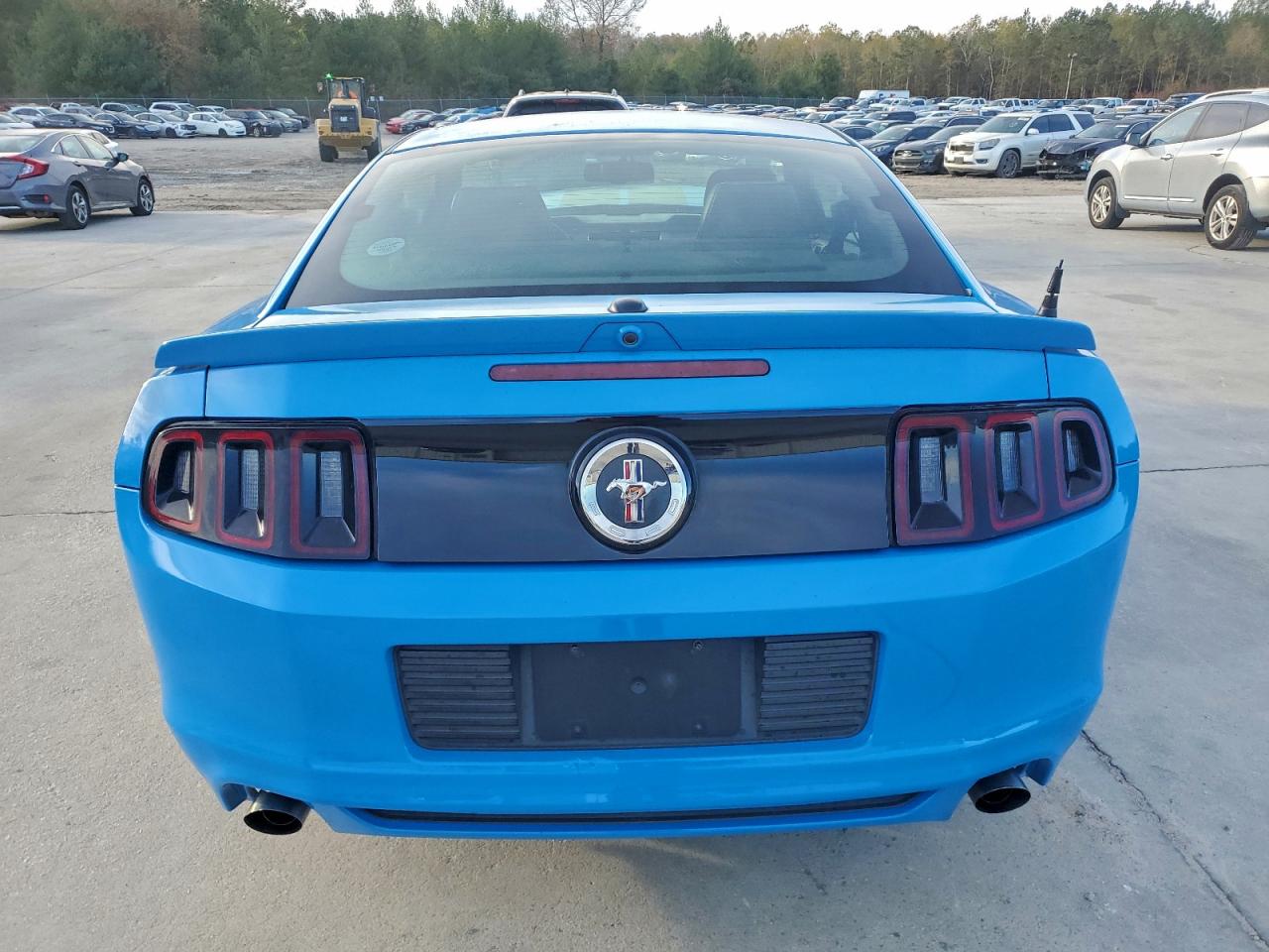 2013 FORD MUSTANG photo 6