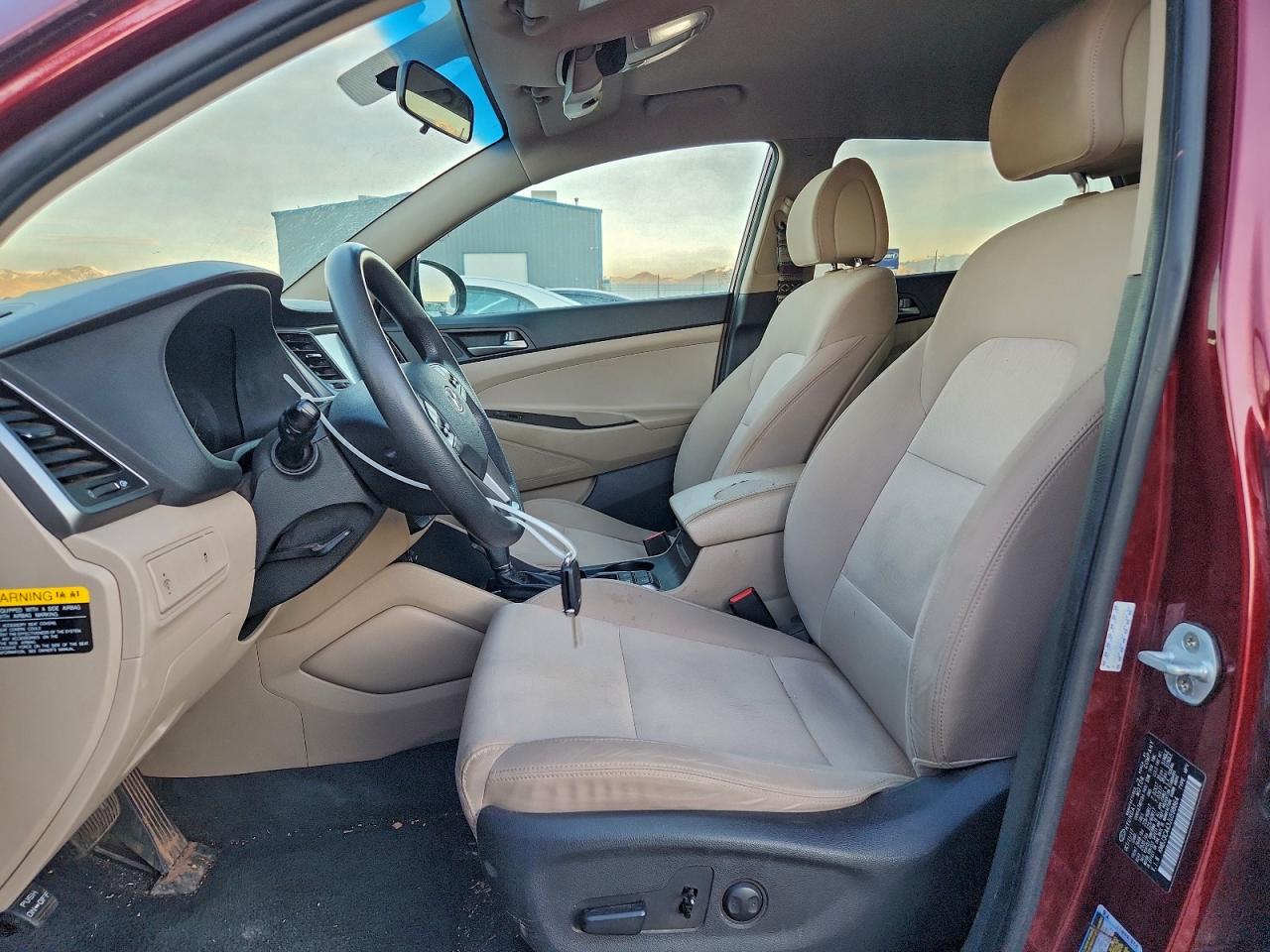 2018 HYUNDAI TUCSON SEL photo 7