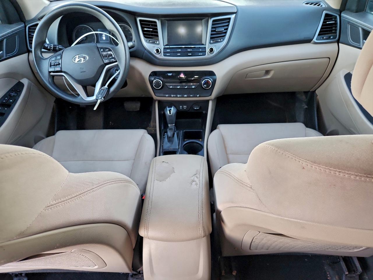 2018 HYUNDAI TUCSON SEL photo 8