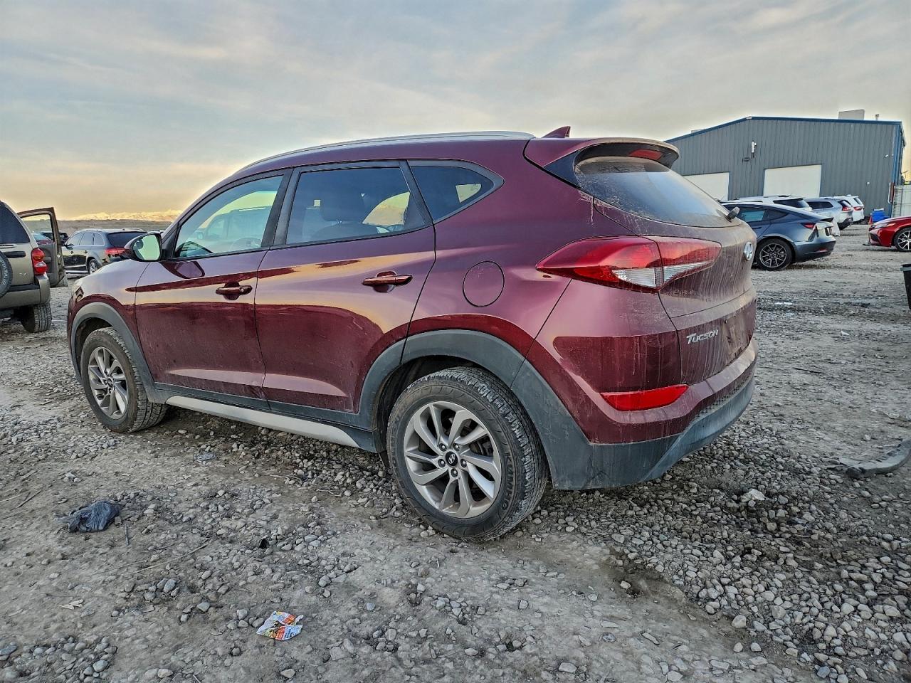 2018 HYUNDAI TUCSON SEL photo 2