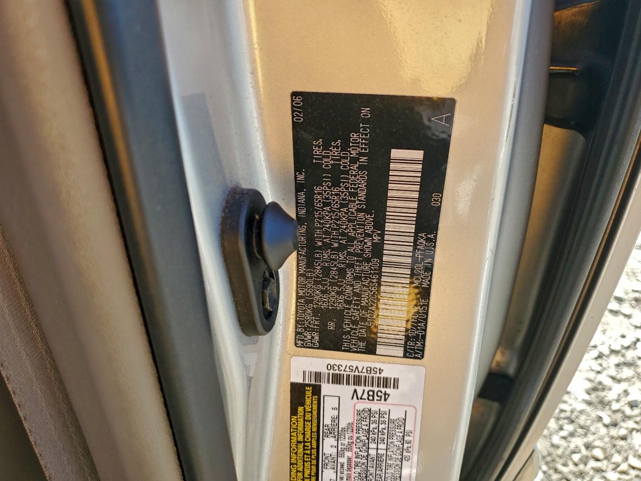 2006 TOYOTA SIENNA XLE photo 13
