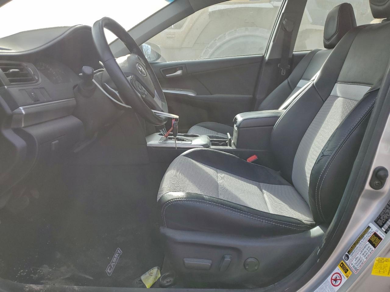 2013 TOYOTA CAMRY L photo 7