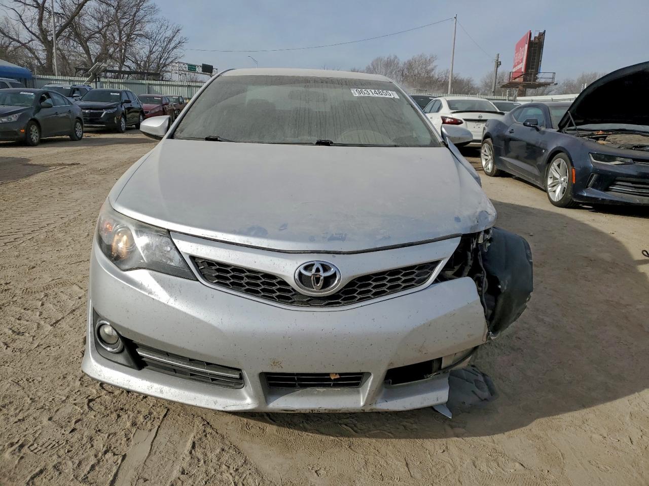 2013 TOYOTA CAMRY L photo 5