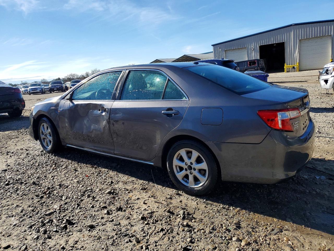 2014 TOYOTA CAMRY HYBRID photo 3