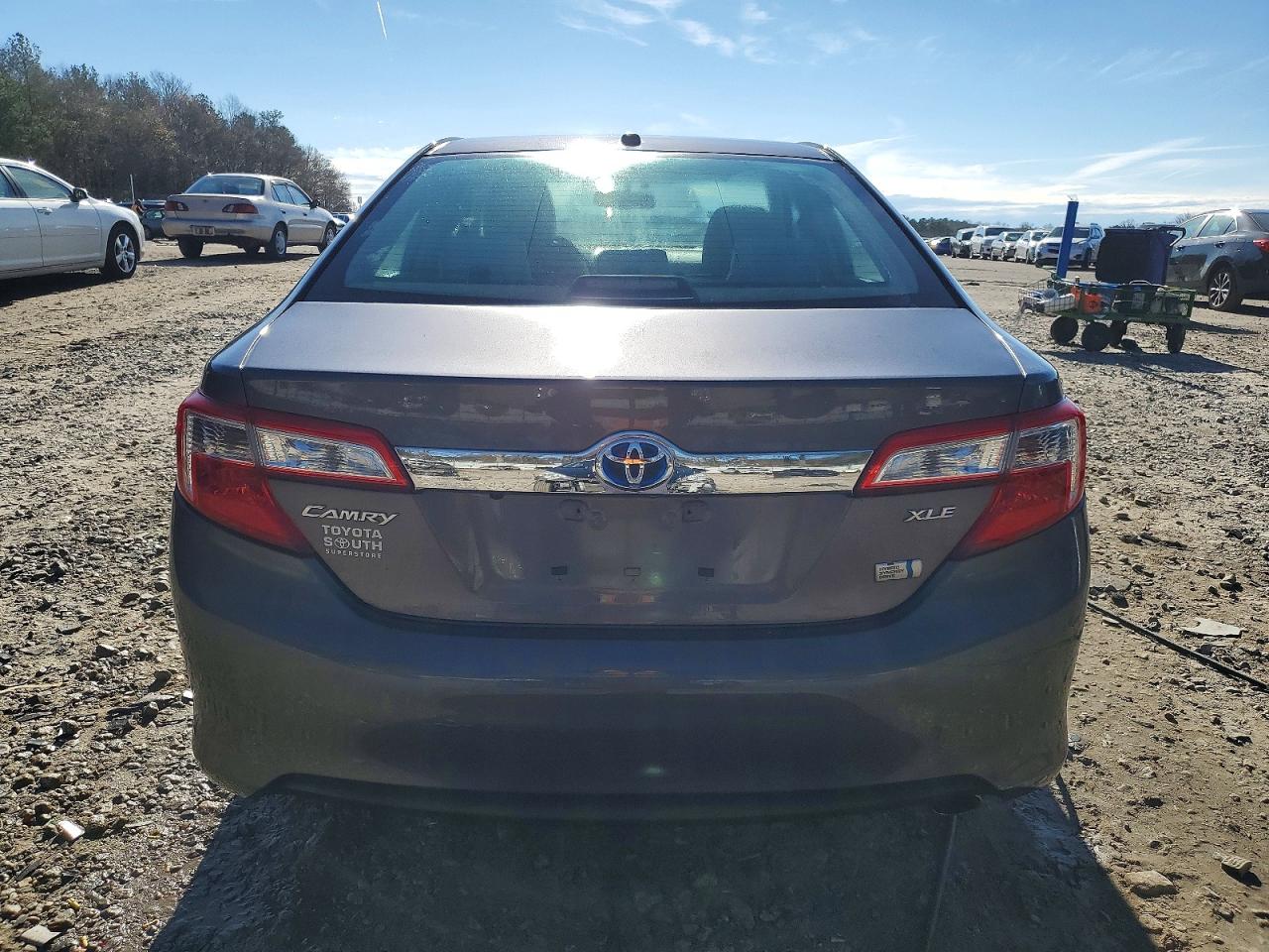 2014 TOYOTA CAMRY HYBRID photo 11