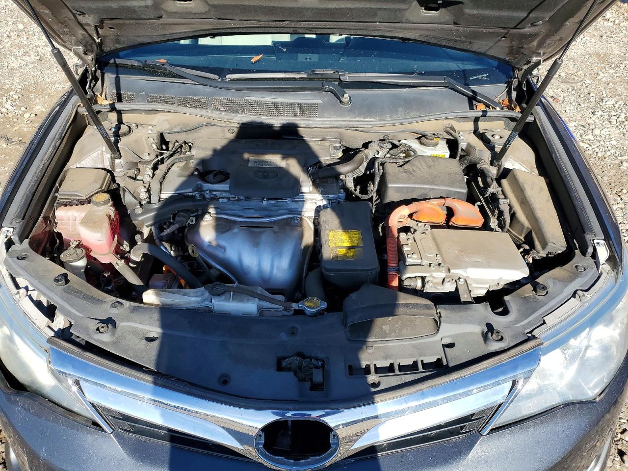 2014 TOYOTA CAMRY HYBRID photo 21