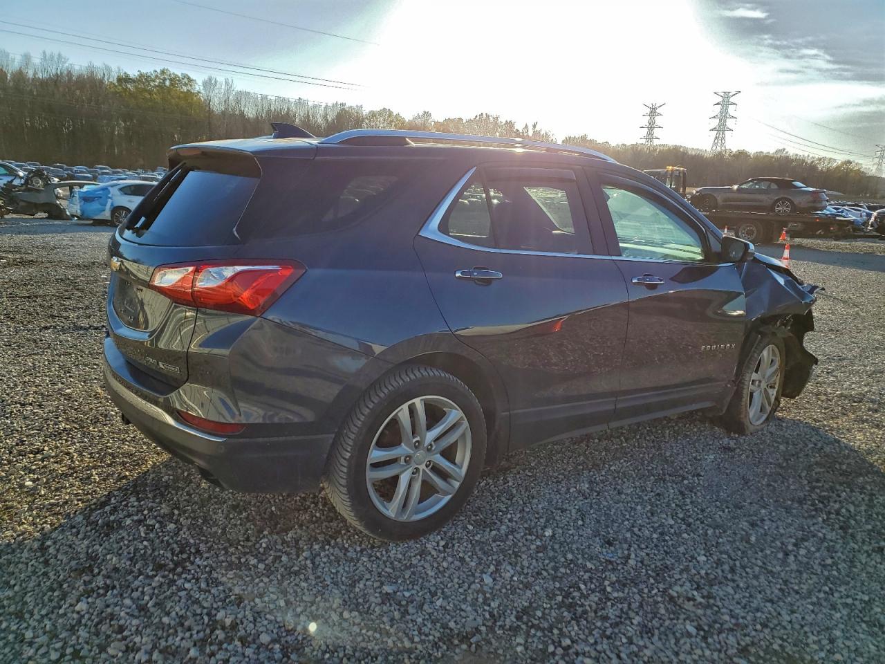 2018 CHEVROLET EQUINOX PREMIER photo 3