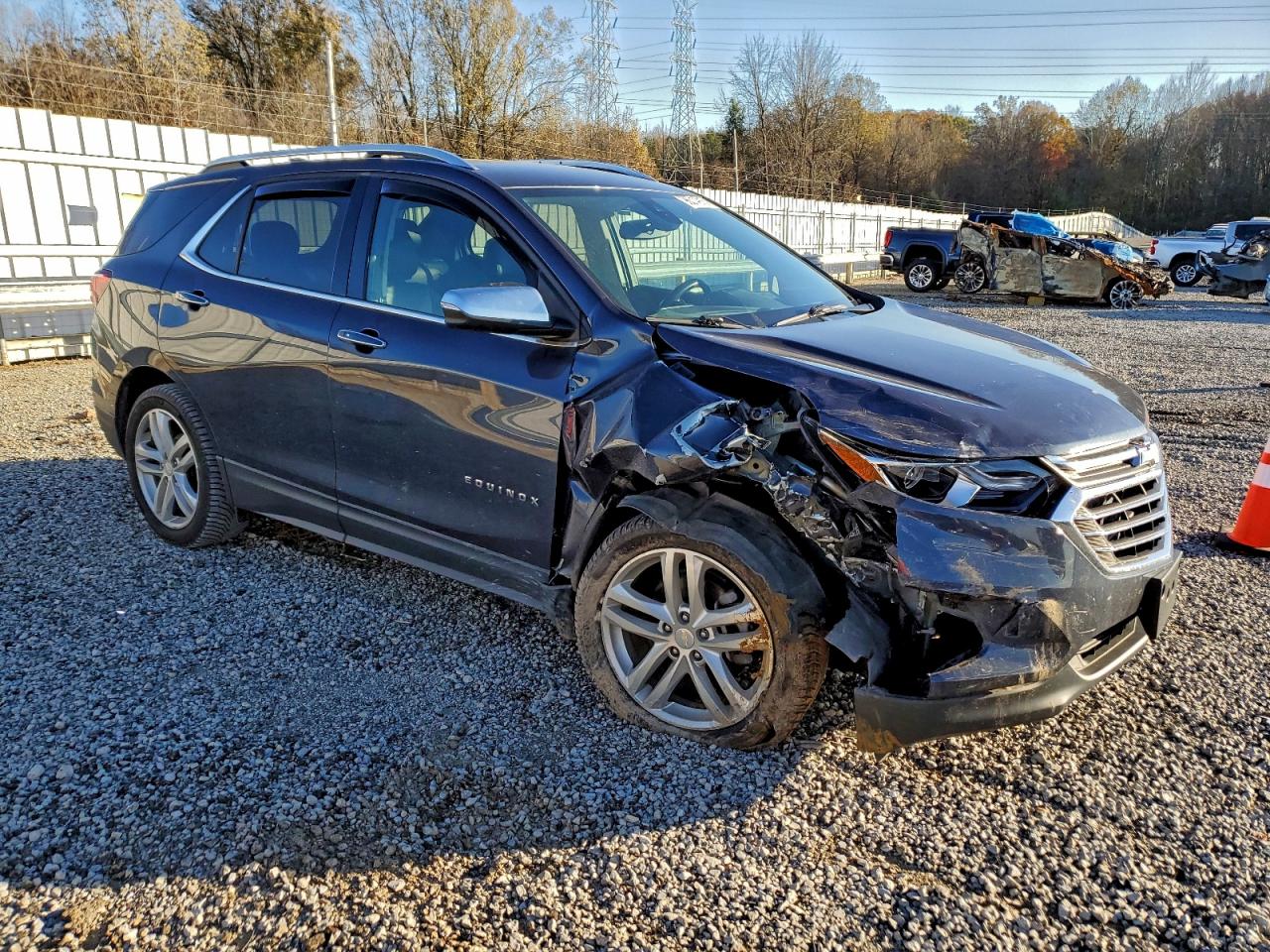 2018 CHEVROLET EQUINOX PREMIER photo 4