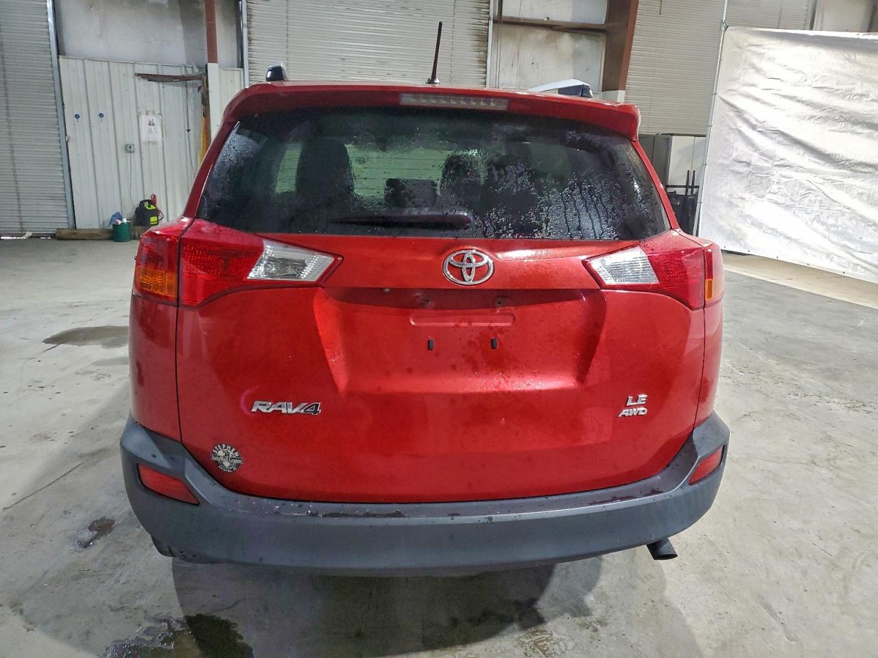 2015 TOYOTA RAV4 LE photo 6