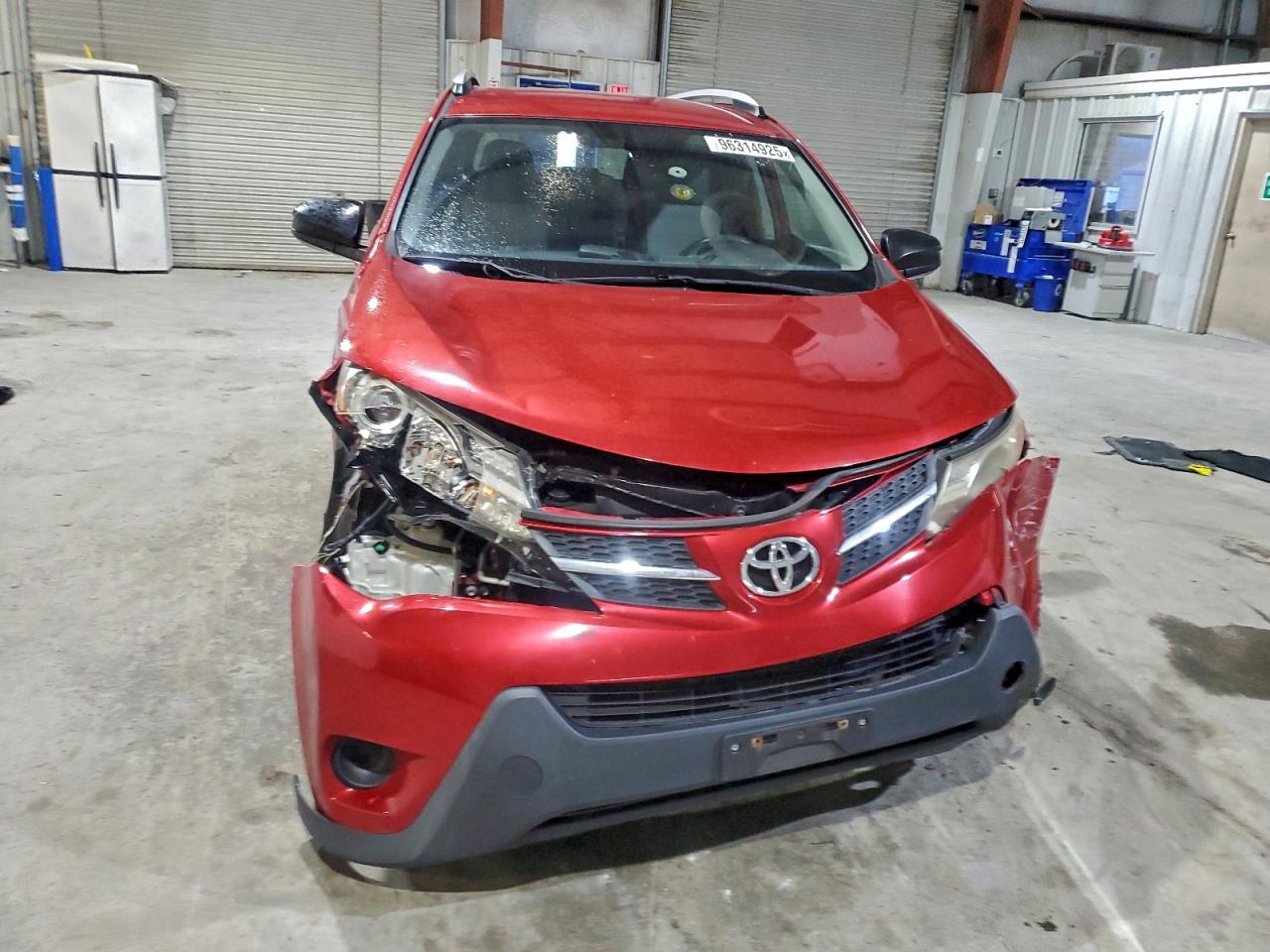 2015 TOYOTA RAV4 LE photo 5