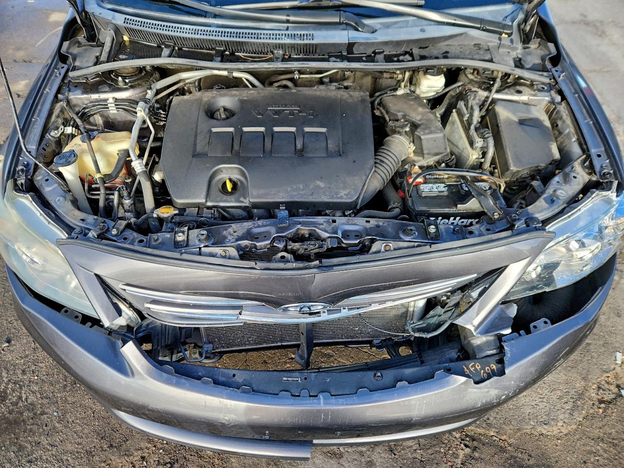 2013 TOYOTA COROLLA BASE photo 11