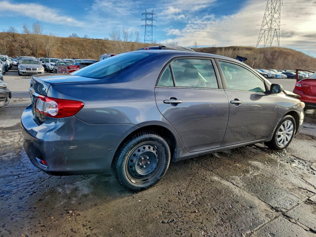 2013 TOYOTA COROLLA BASE photo 3