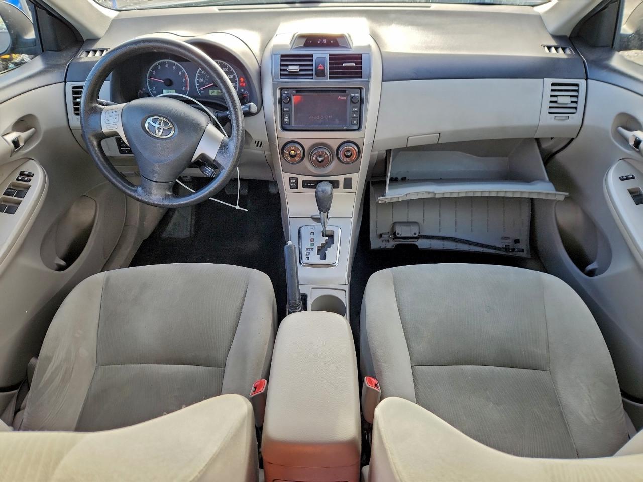 2013 TOYOTA COROLLA BASE photo 8