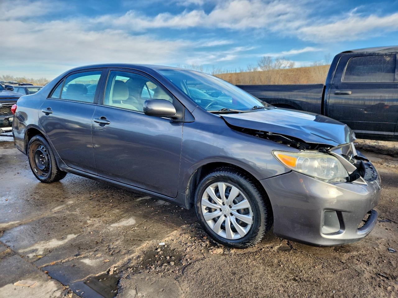 2013 TOYOTA COROLLA BASE photo 4