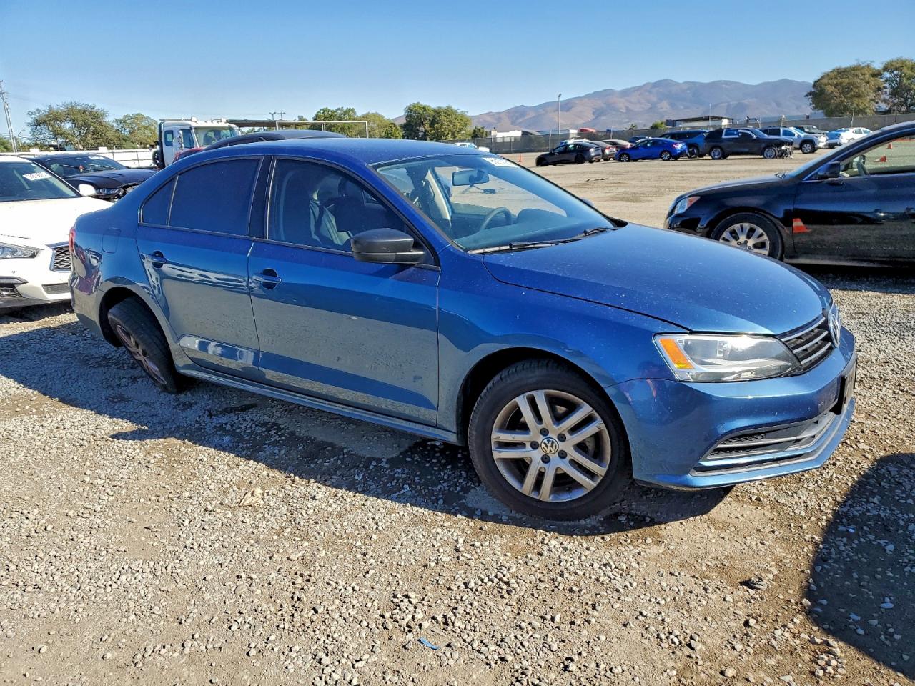2015 VOLKSWAGEN JETTA BASE photo 4