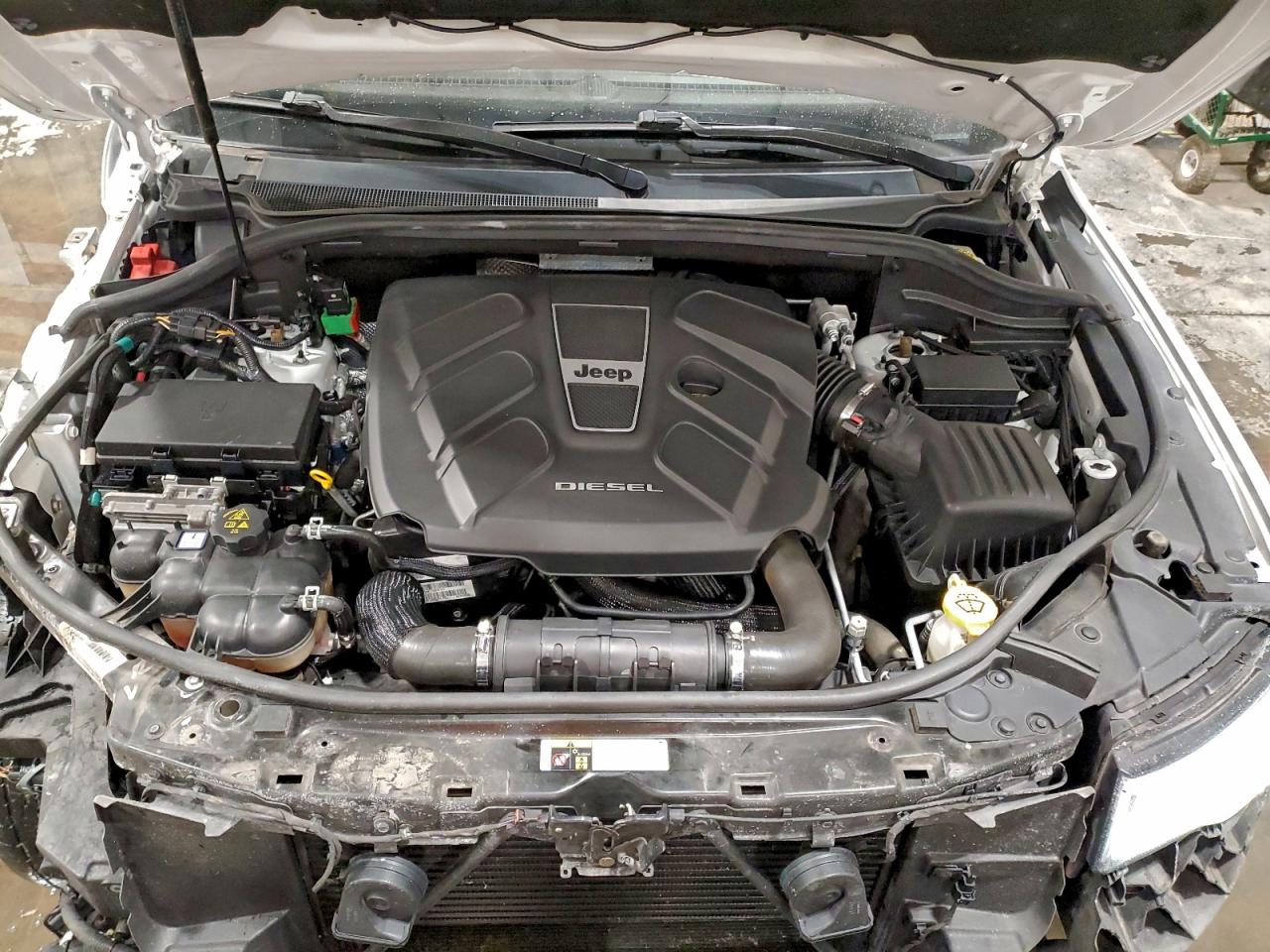 2018 JEEP GRAND CHEROKEE OVERLAND photo 12