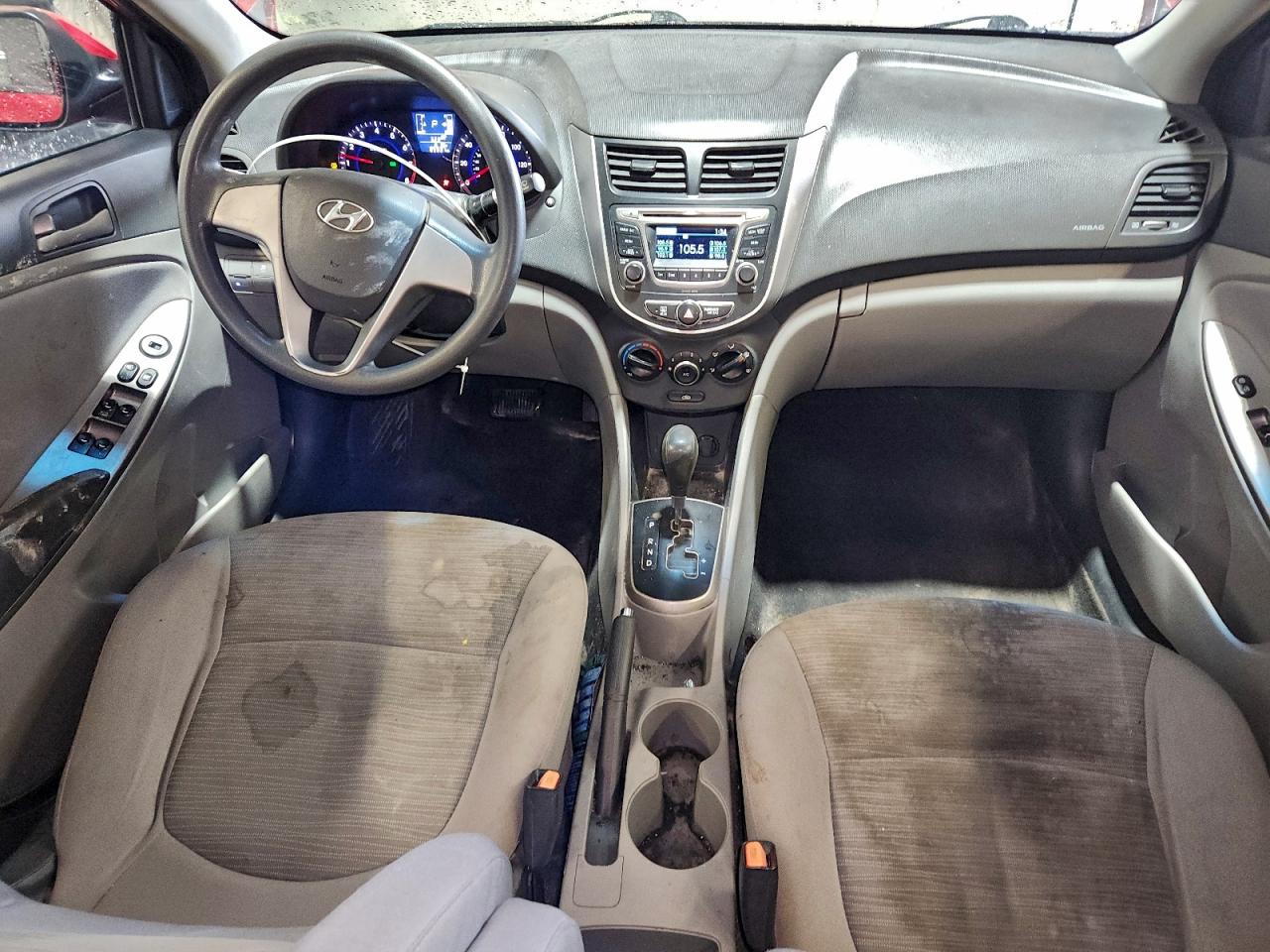 2015 HYUNDAI ACCENT GLS photo 8