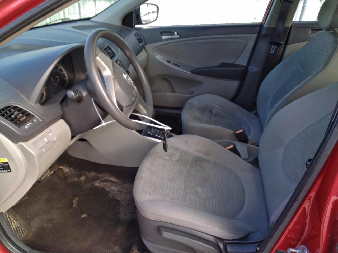 2015 HYUNDAI ACCENT GLS photo 7