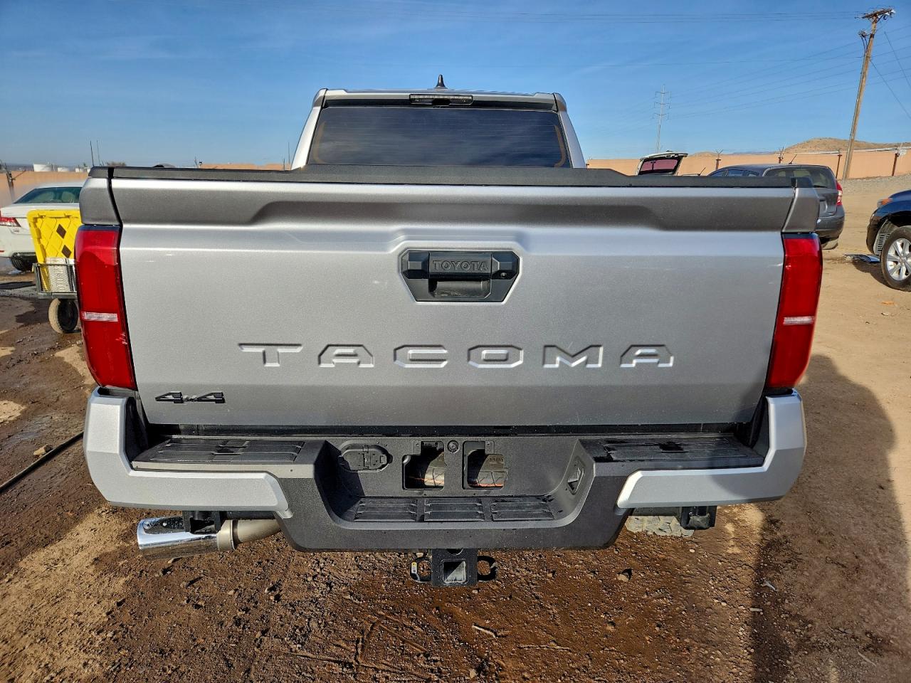 2025 TOYOTA TACOMA DOUBLE CAB photo 6