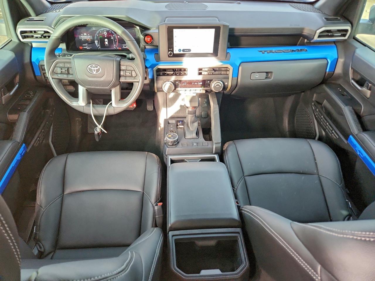 2025 TOYOTA TACOMA DOUBLE CAB photo 8