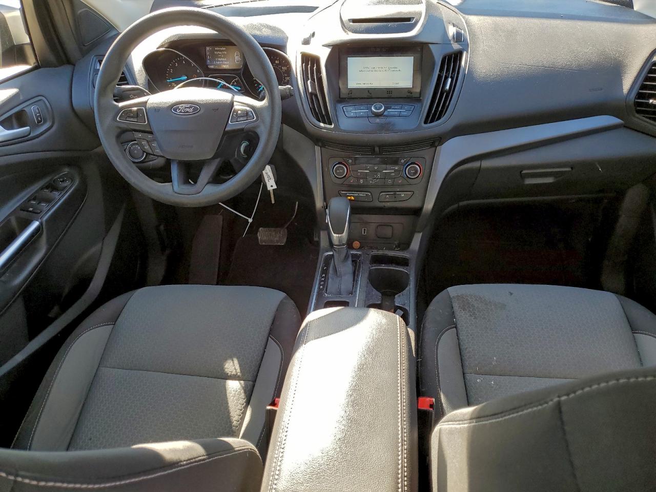2018 FORD ESCAPE SE photo 8