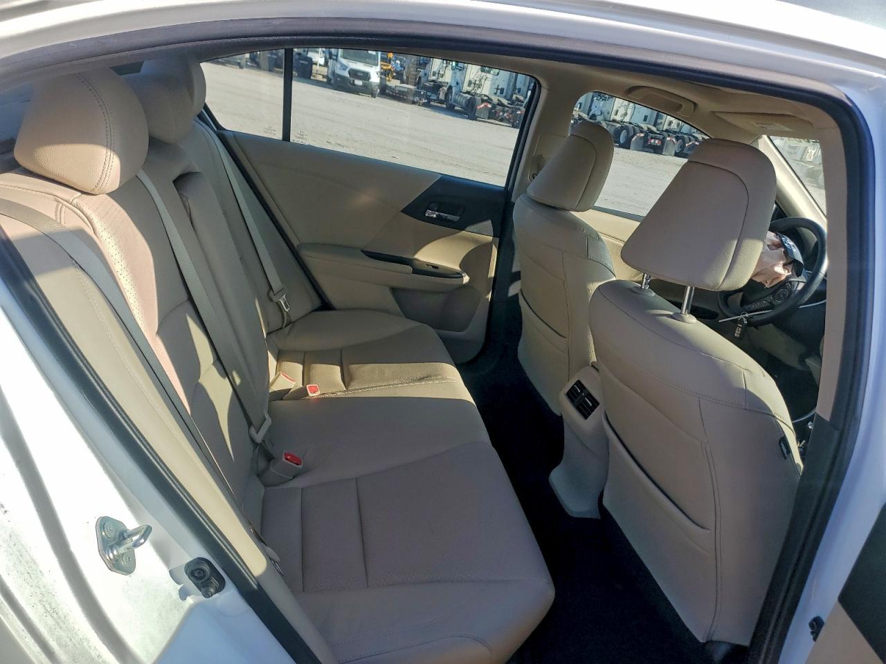 2016 HONDA ACCORD EXL photo 10