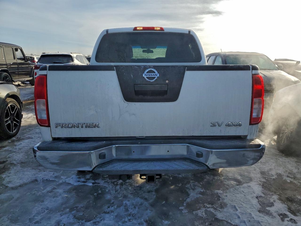 2011 NISSAN FRONTIER S photo 6