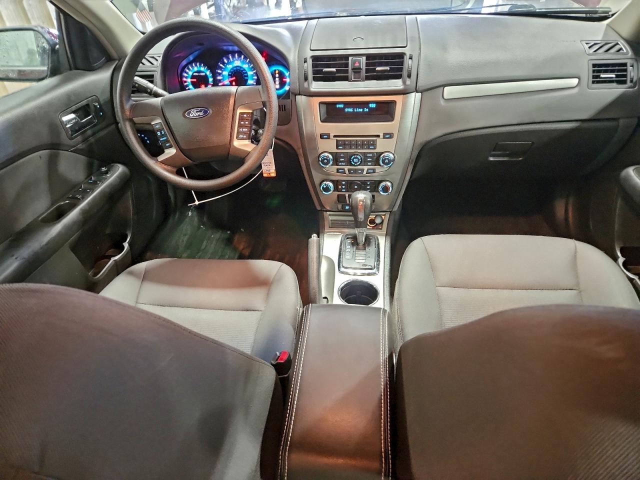 2011 FORD FUSION SE photo 8