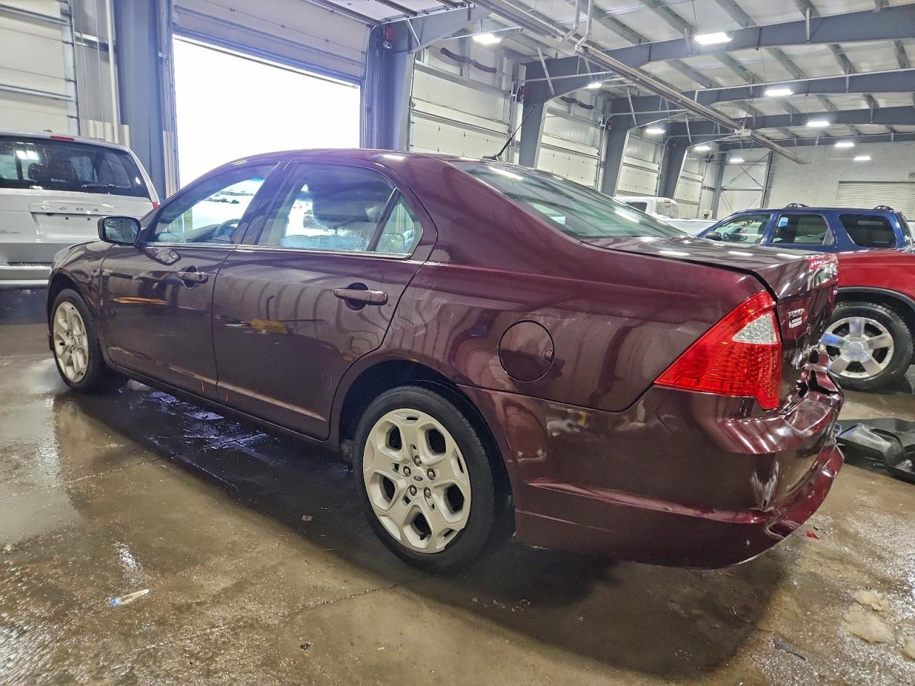 2011 FORD FUSION SE photo 2