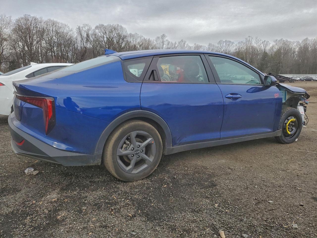 2025 KIA K4 LX photo 3