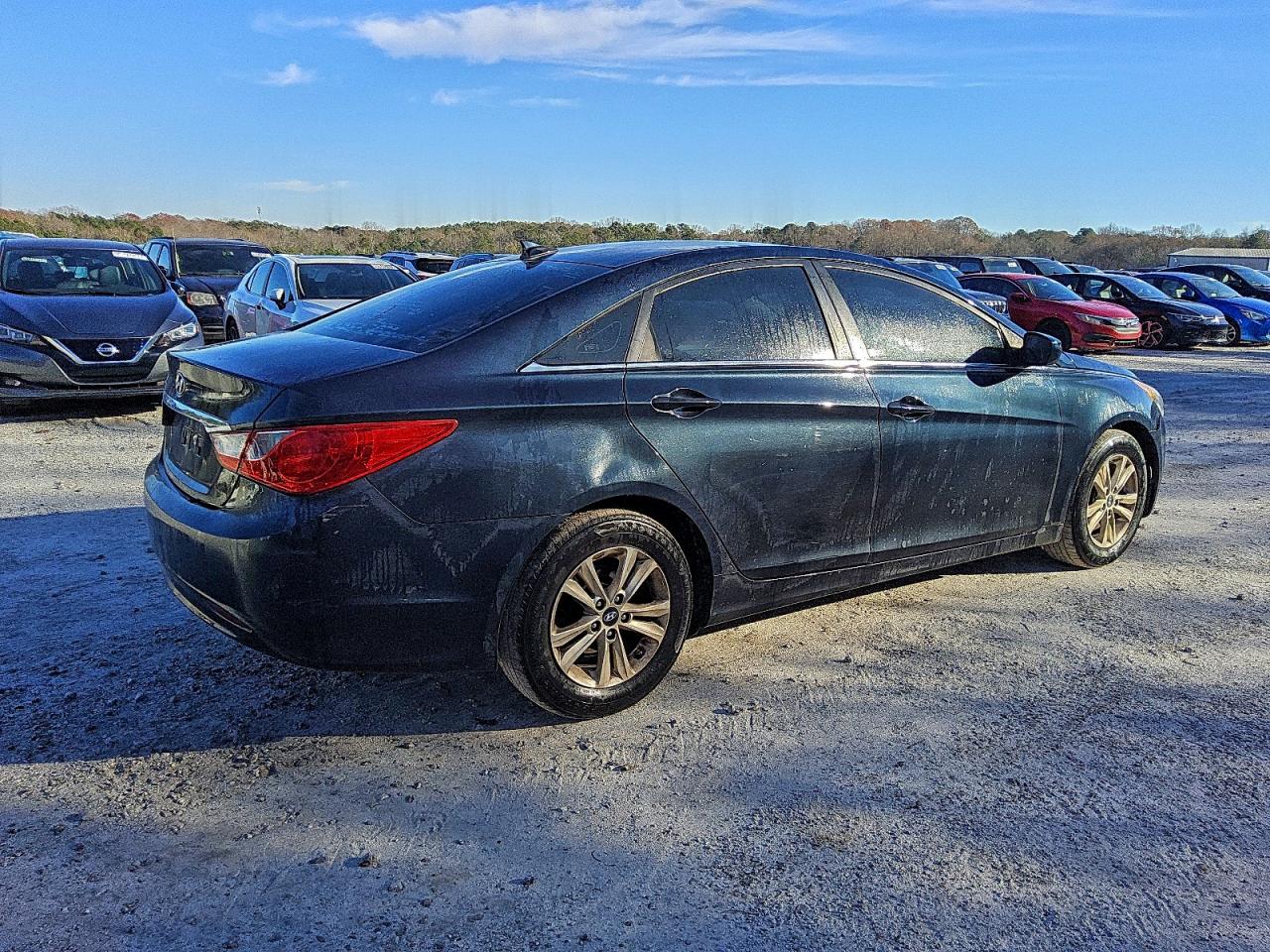 2013 HYUNDAI SONATA GLS photo 3