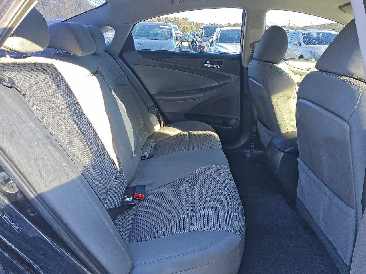 2013 HYUNDAI SONATA GLS photo 10
