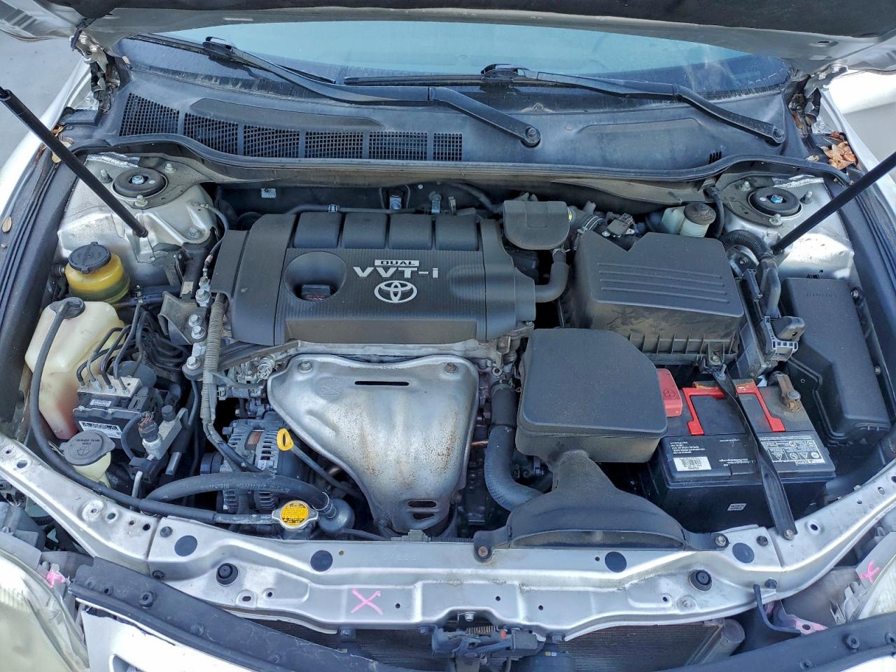 2010 TOYOTA CAMRY BASE photo 11