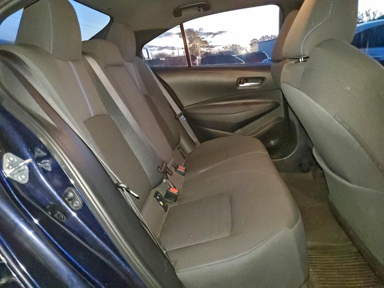 2020 TOYOTA COROLLA SE photo 10